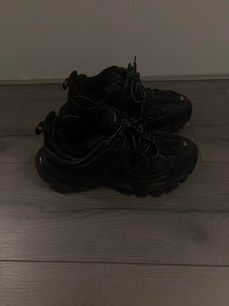 Balenciaga maat 39, Kleding | Dames, Schoenen, Ophalen of Verzenden, Zo goed als nieuw, Zwart, Sneakers of Gympen
