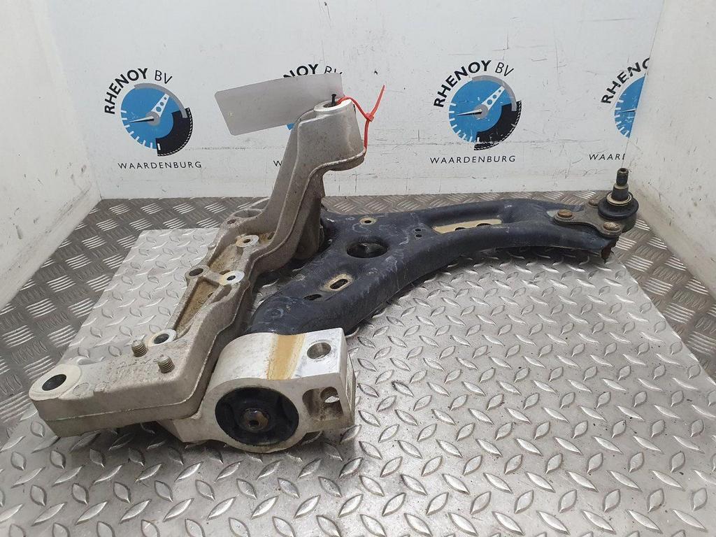 VOLKSWAGEN GOLF PLUS 1.2 TSI Comfl.BlueM  DRAAGARM ONDER RV, Ophalen of Verzenden, Gebruikt, Stiba lid