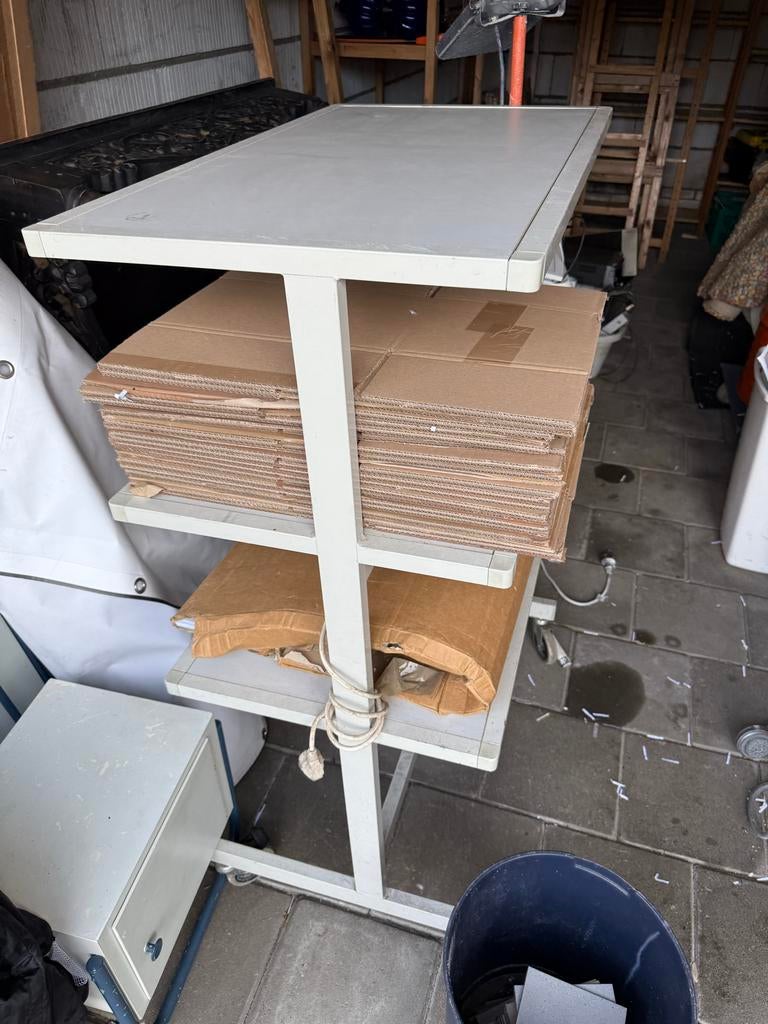 Verrijdbare kar met drie lagen overtoom/ licht grijs, Ophalen of Verzenden, Zo goed als nieuw