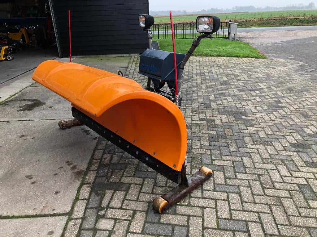 Nido sneeuwploeg / sneeuwschuif, Ophalen, Gebruikt