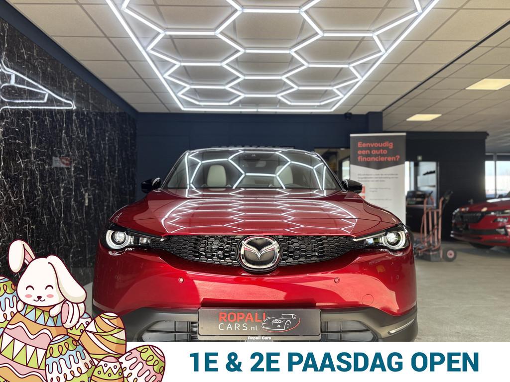 Mazda MX-30 e-SkyActiv R-EV 170 Makoto PANO/ BOSE SPEAKERS, Zwart, Leder en Stof, Bedrijf, Hybride Elektrisch/Benzine