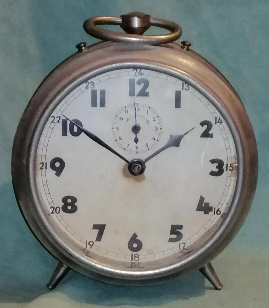 Grote oude wekker klok, Antiek en Kunst, Antiek | Klokken, Ophalen of Verzenden