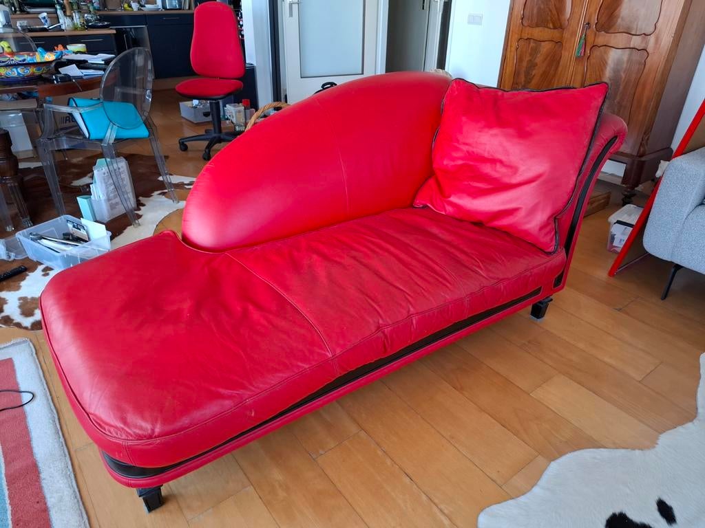 Rode leren chaise longue, Huis en Inrichting, Banken | Sofa's en Chaises Longues, Ophalen