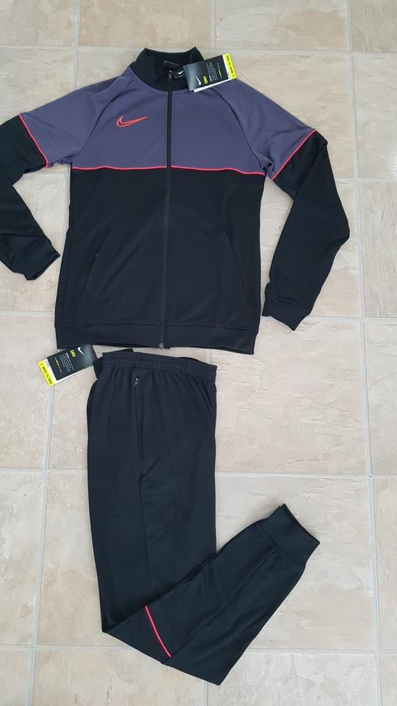 Nieuw Nike Dry-Fit Trainingspak - Paars/Zwart - Maat S, Kleding | Dames, Sportkleding, Zwart, Nike, Nieuw, Ophalen of Verzenden