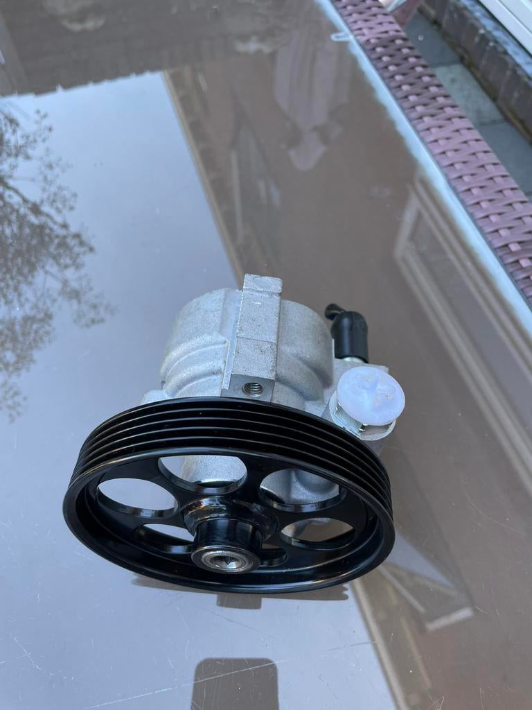 Stuurpomp Nieuw in doos, Ophalen of Verzenden, Nieuw