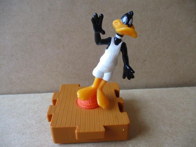 adv10637 looney tunes op voetstuk 2, Ophalen, Looney Tunes, Gebruikt, Beeldje of Figuurtje