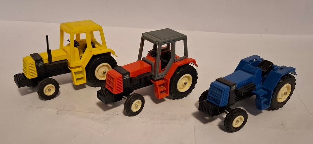 Dje Cast Metal Tractor en Werktuigen, Ophalen of Verzenden, Tractor of Landbouw