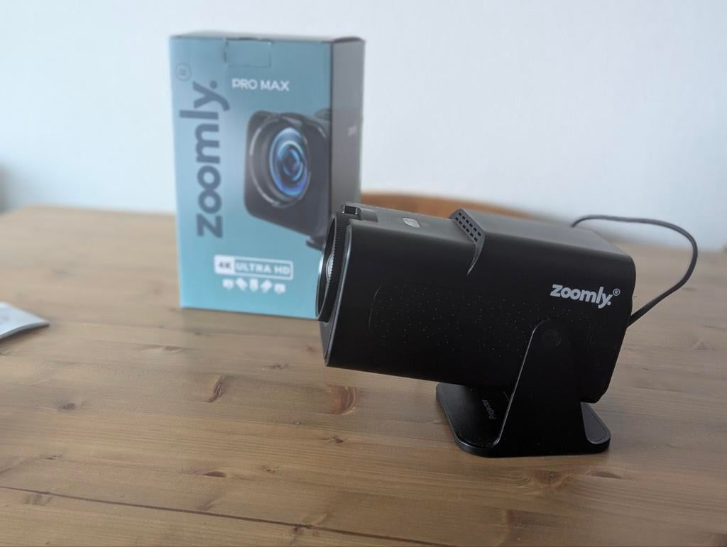 Zoomly Pro Max, compacte beamer, Ophalen, LED, Nieuw, Zoomly