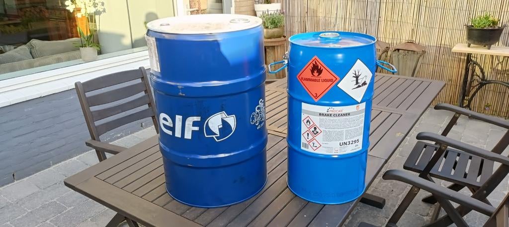 60 liter olievat en 25 liter remvloeistofvat, Tuin en Terras, Vuurkorven, Ophalen, Zo goed als nieuw, Vuurton