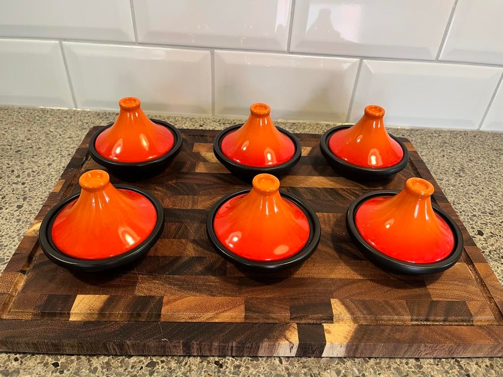 Le Creuset Tajine mini 6 stuks ZGAN, Huis en Inrichting, Ophalen of Verzenden, Zo goed als nieuw, Overige materialen