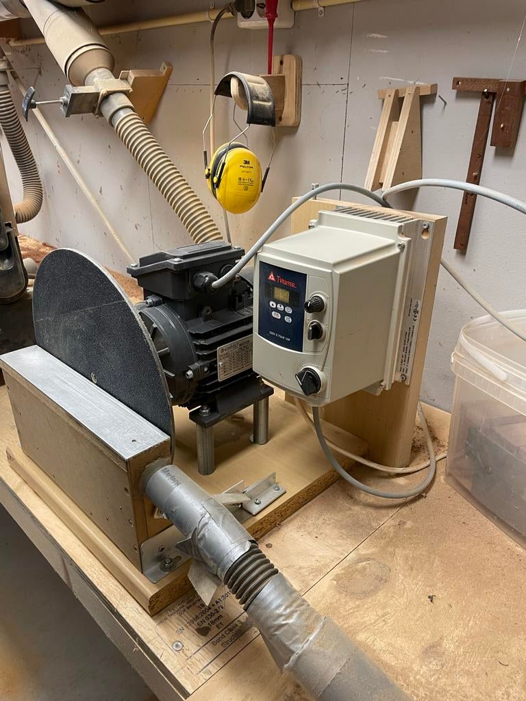 Werkbank schijfschuurmachine, Doe-het-zelf en Verbouw, Ophalen, Gebruikt, Minder dan 700 watt, Werkbankslijpmachine