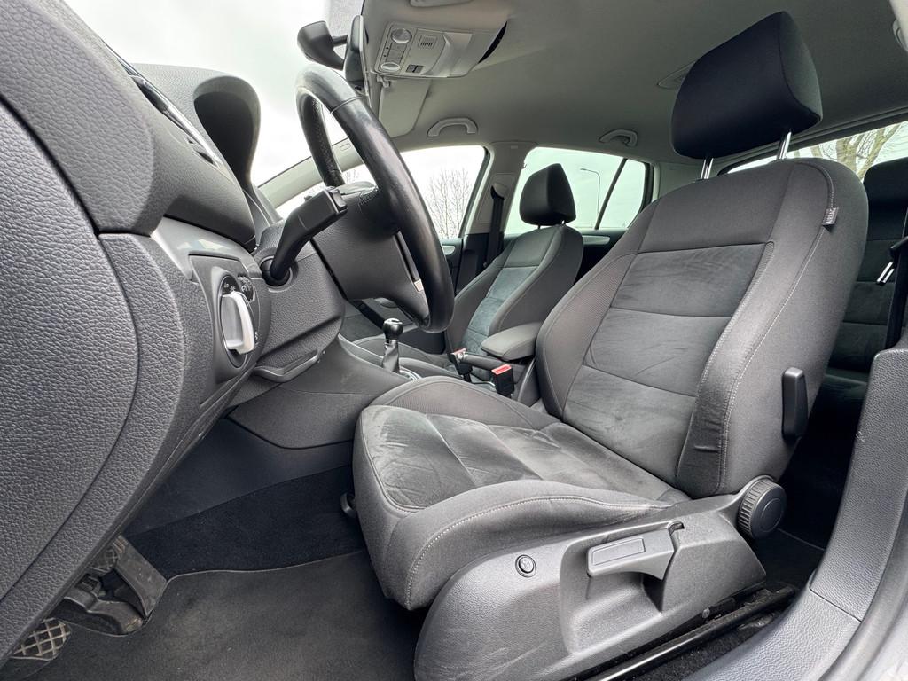 Volkswagen Golf 1.2 TSI Highline BlueMotion CLIMATE|CRUISE|S, Voorwielaandrijving, Euro 5, Gebruikt, 4 cilinders