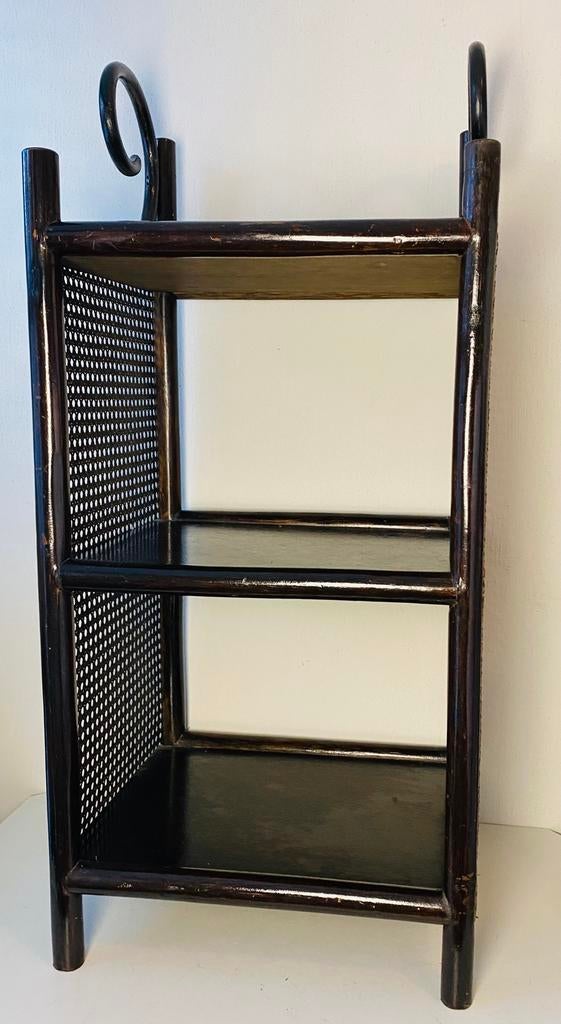 Manou / rotan jaren 80 nachtkastje / kleine kast, Gebruikt, Minder dan 45 cm, Onbekend, Ophalen of Verzenden