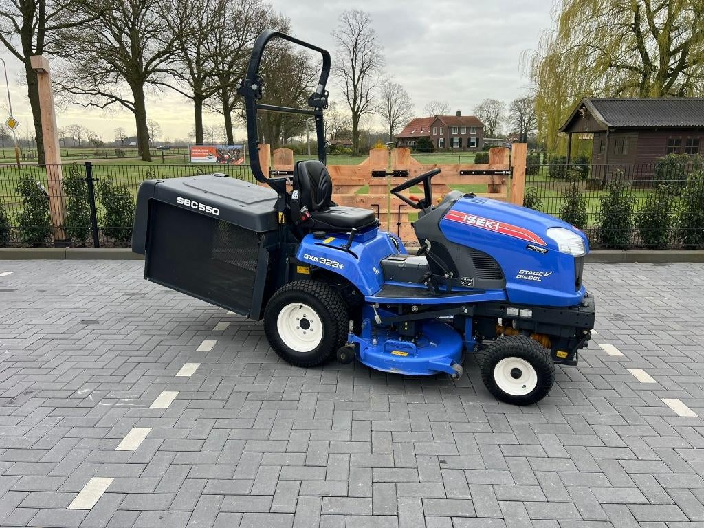 Iseki SXG 323+ zitmaaier laaglosser, Ophalen, Gebruikt, Opvangbak, 120 cm of meer
