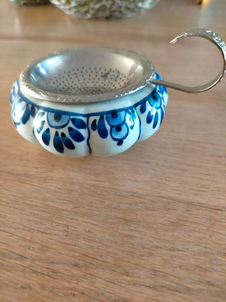 Mooi Delftsblauw theezeefje met lekbakje, Ophalen of Verzenden