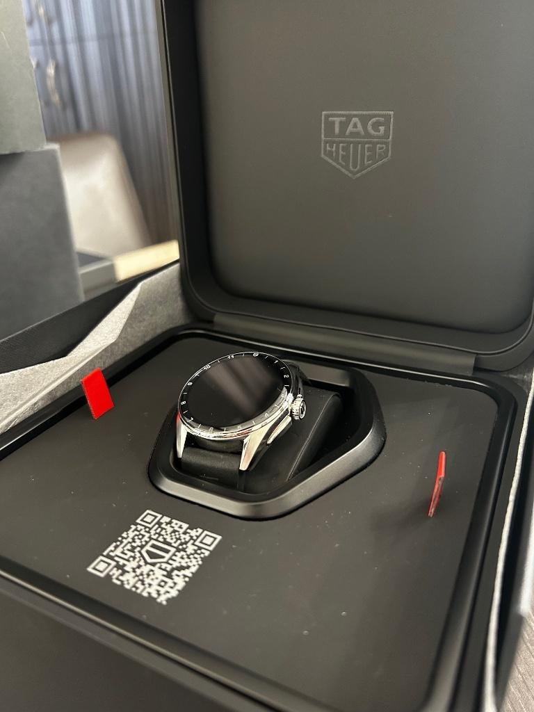 TAG Heuer Connected E4 42MM, Gebruikt, LVMH Watch & Jewelry Central Europe BV, Zimmersmühlenweg 8-10, 61440, Oberursel, Afstand