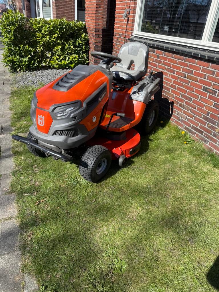 Husqvarna TS242TXD zitmaaier, Tuin en Terras, Zitmaaiers, Ophalen of Verzenden, Gebruikt, Elektrische starter, 90 tot 120 cm