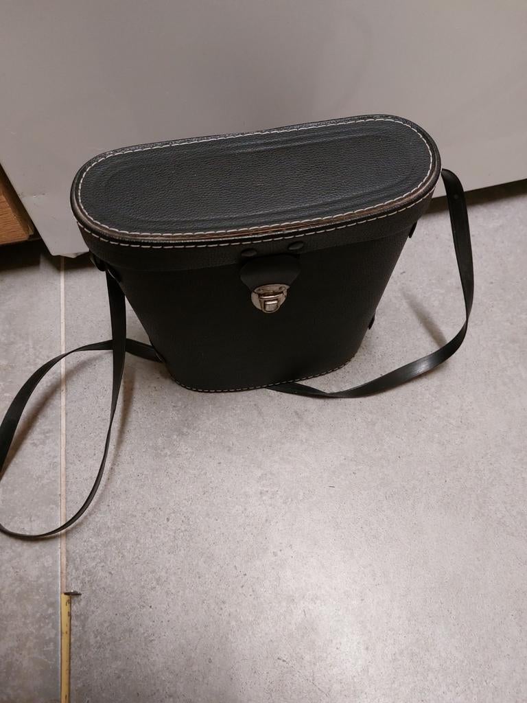 Eschenbach Derby 8 x 40 verrekijker, Gebruikt, 8 tot 12x, Met hoes of tas, Porro (met knik)