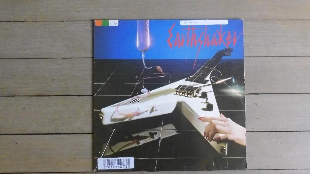 Earthshaker, Ophalen of Verzenden, Gebruikt