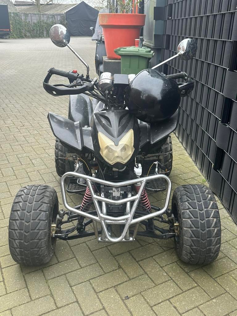 Quad met honda motor twin 250cc, Ophalen of Verzenden, Benzinemotor, 1800 rpm of meer