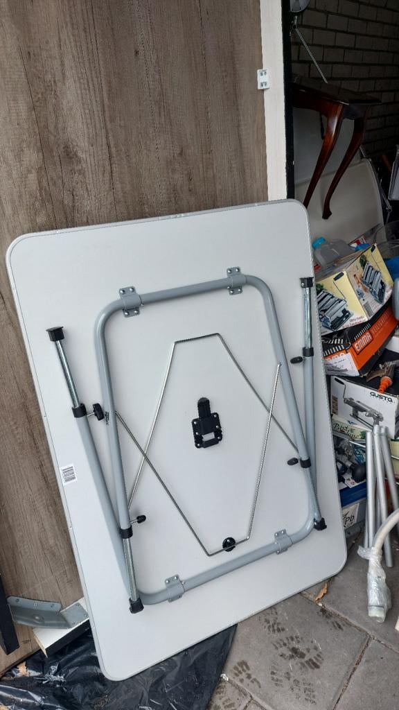 Campingrtafel., Caravans en Kamperen, Kampeermeubelen, Ophalen of Verzenden, Campingtafel