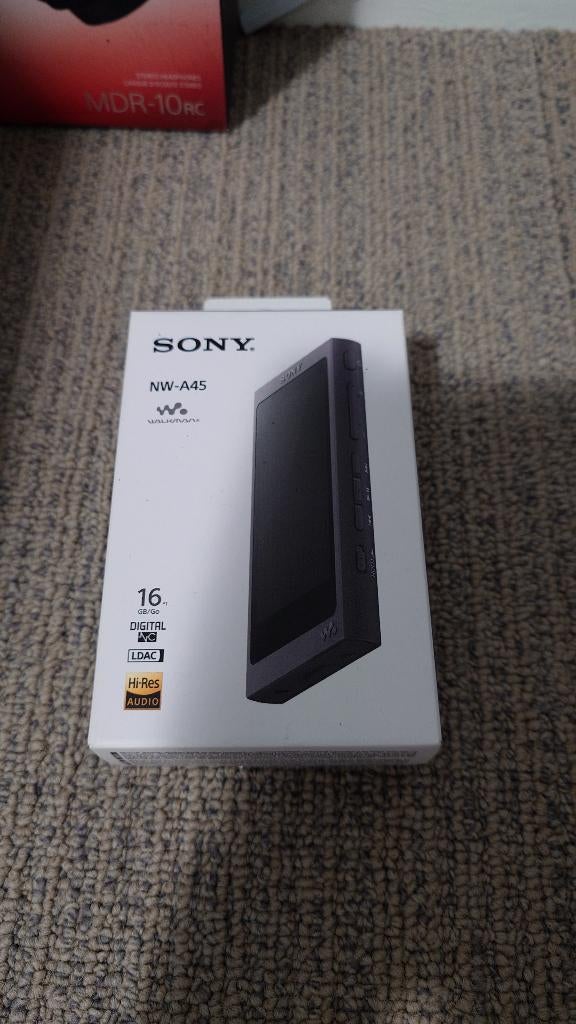 Sony NW-A45 MP3 Speler 16GB + 128GB Micro-SD, 40 GB en meer, Met radio, Ophalen of Verzenden, Zo goed als nieuw