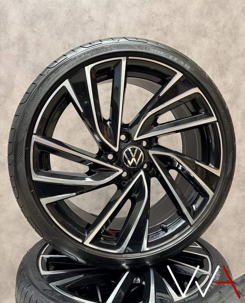 19” Volkswagen Golf 8 GTI GTD “Adelaide” velgen Origineel, 19 inch, Gebruikt, -, -