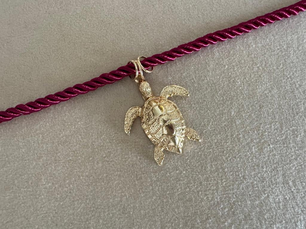 Burgundy rode ketting met gouden schilpad bedel ibiza boho, Overige materialen, Verstelbaar, Nieuw, Ophalen of Verzenden