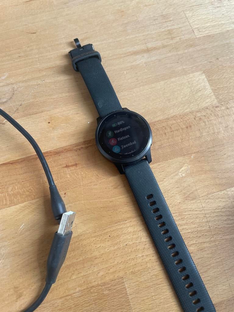 Garmin Vivoactive 4S met oplader, Sieraden, Tassen en Uiterlijk, Smartwatches, Zwart, Ophalen of Verzenden, Waterdicht, Android
