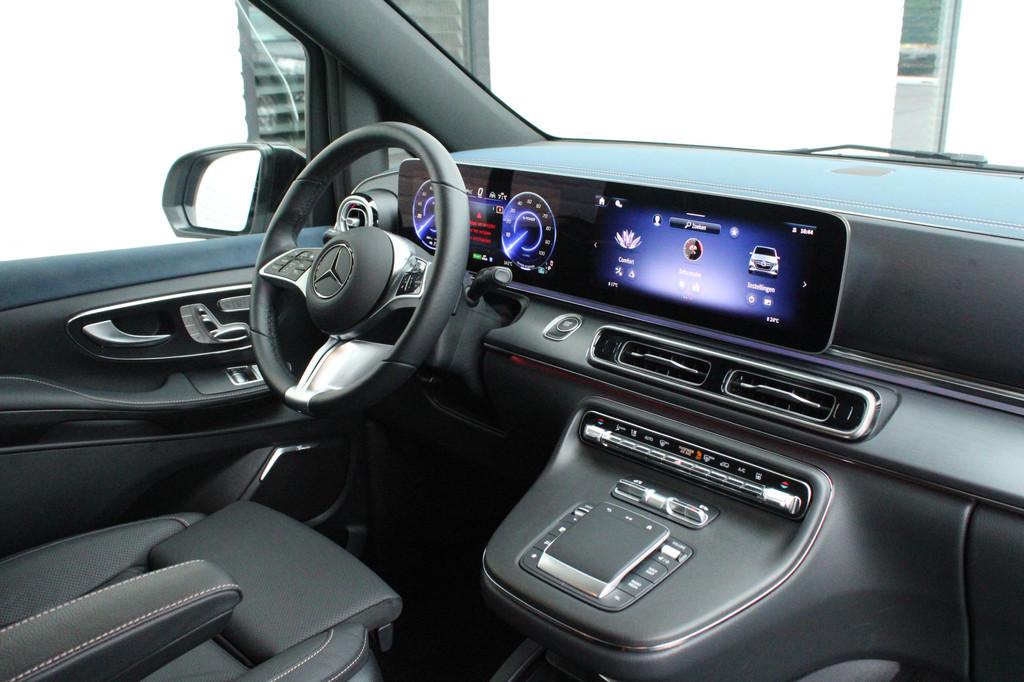 Mercedes-Benz EQV 300 L2 / AMG / New Model / Luchtvering / 7, Gebruikt, Met garantie (alle), 7 stoelen, 204 pk