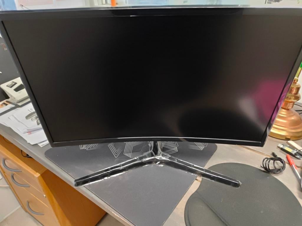Samsung 24 inch curved. Zganw., Computers en Software, Monitoren, Curved, Full HD, Ophalen of Verzenden, Zo goed als nieuw