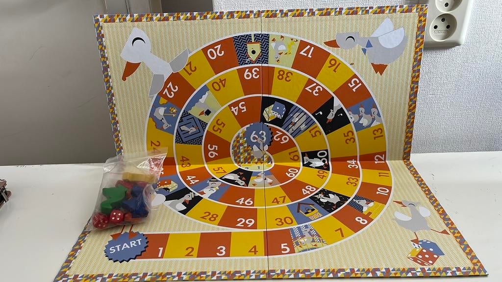 Ganzen bord spel zonder doos, Ophalen, Zo goed als nieuw