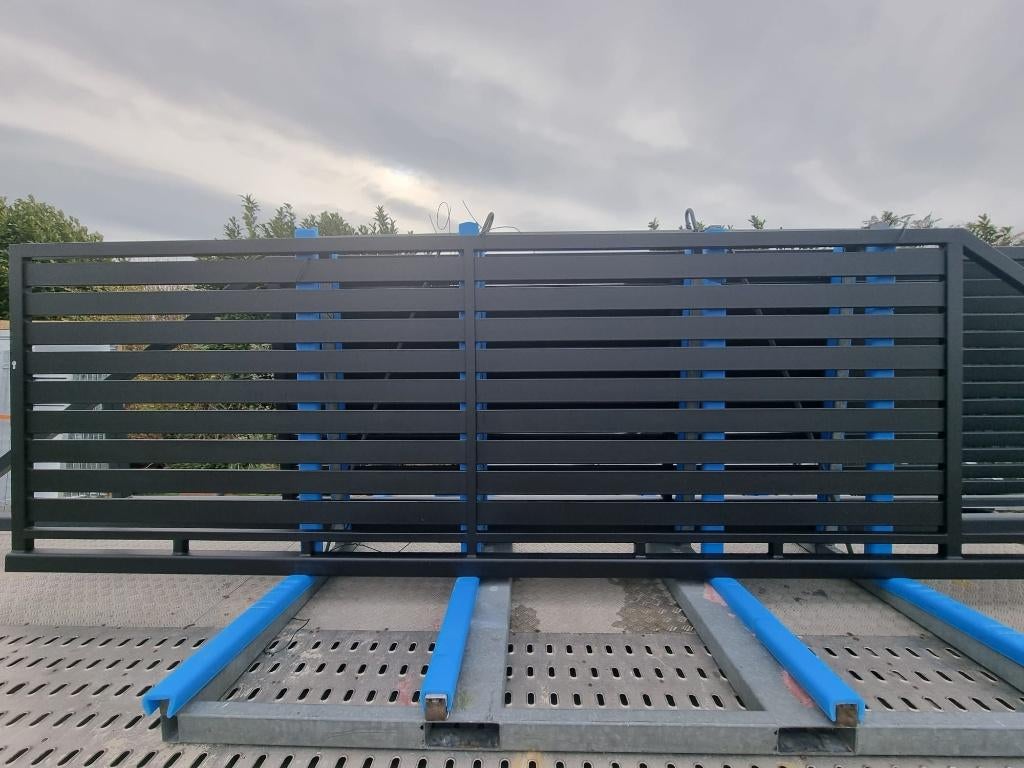 Nieuwe model schuifpoort: Adelaide in 4 en 5m compleet!, Met poort, Nieuw, IJzer, Spijlenhekwerk