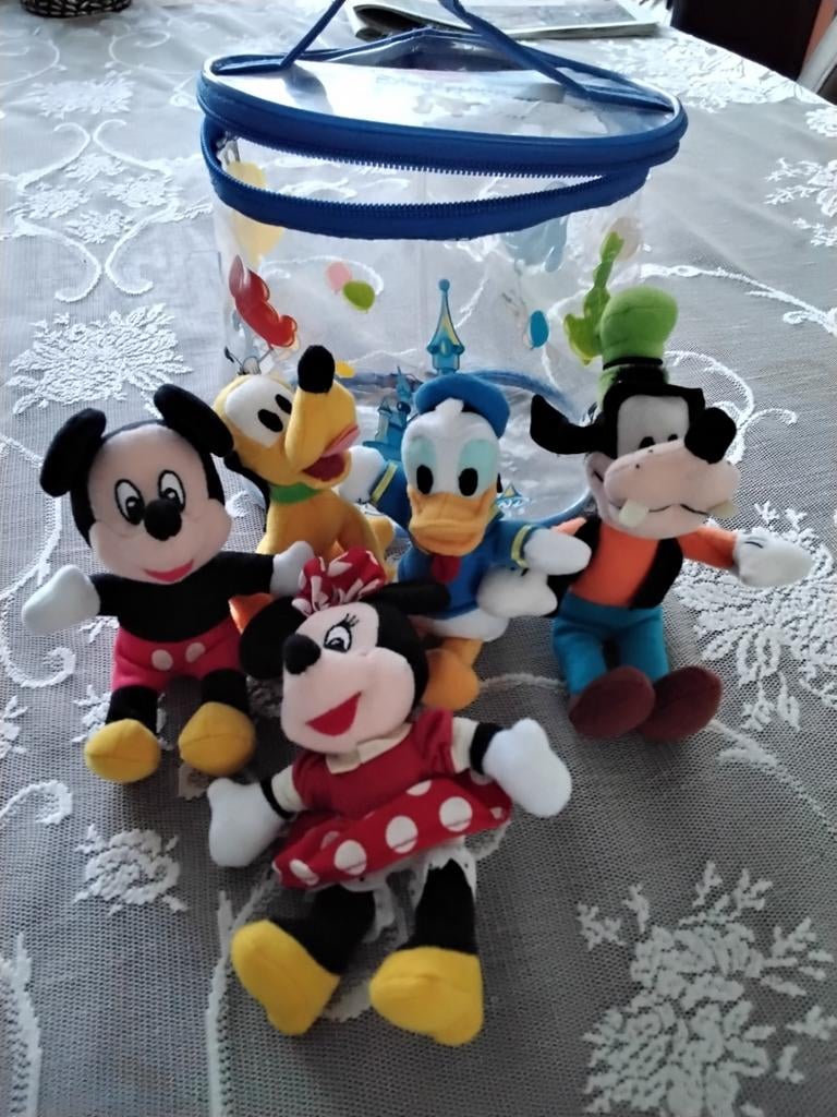 5 stoffen poppetjes Disneyland Parijs, Verzamelen, Ophalen of Verzenden, Mickey Mouse, Zo goed als nieuw, Beeldje of Figuurtje