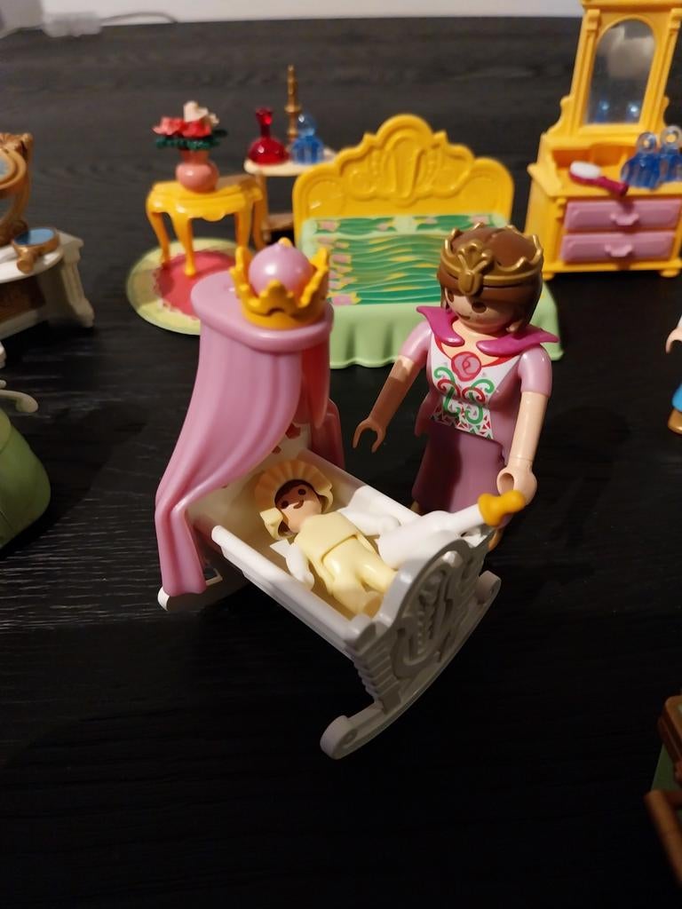 Playmobil prinsessenkasteel met figuren en accessoires, Ophalen of Verzenden, Gebruikt, Meisje