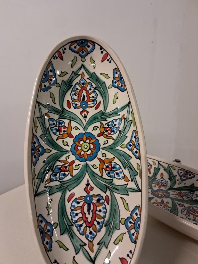 2 mooie schalen uit Tunesië., Ophalen