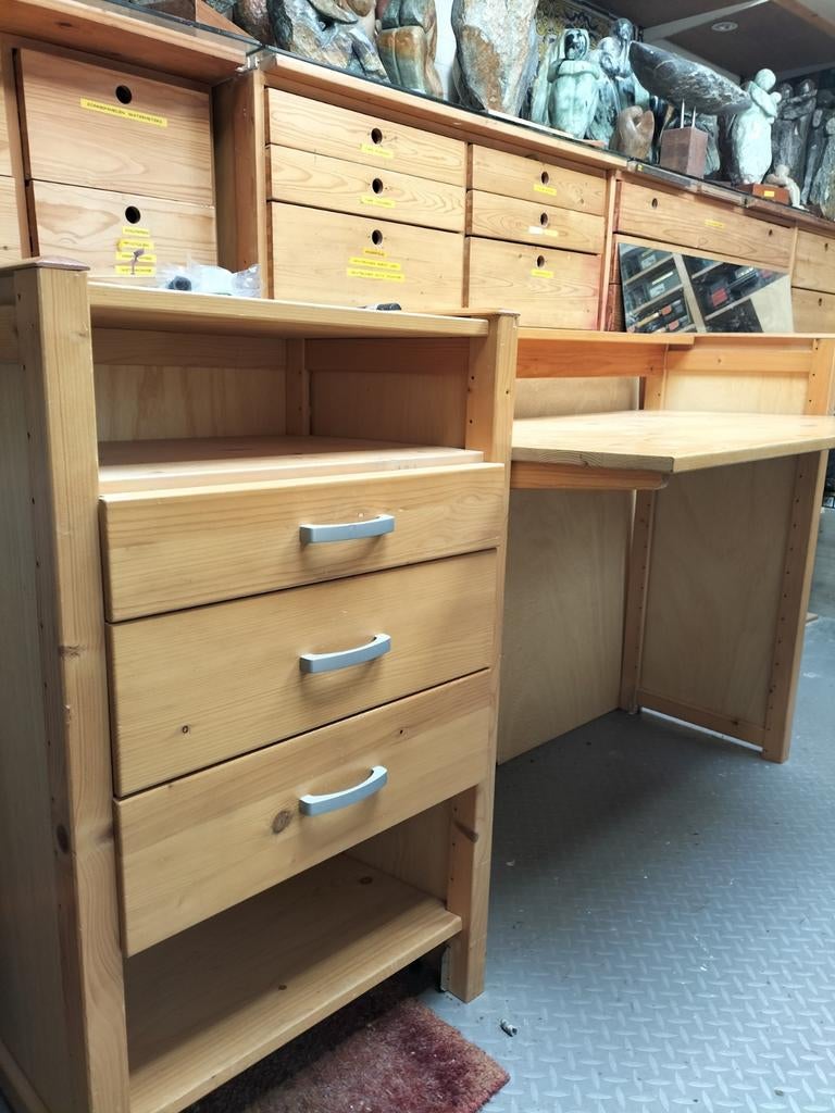 Bureau met ladenkast, opzetplank en achterwand, Ophalen, Gebruikt