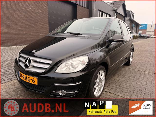 Mercedes-Benz B-klasse 160 BlueEFFICIENCY Business Class| HA, Voorwielaandrijving, Euro 5, 15 km/l, Leder en Stof