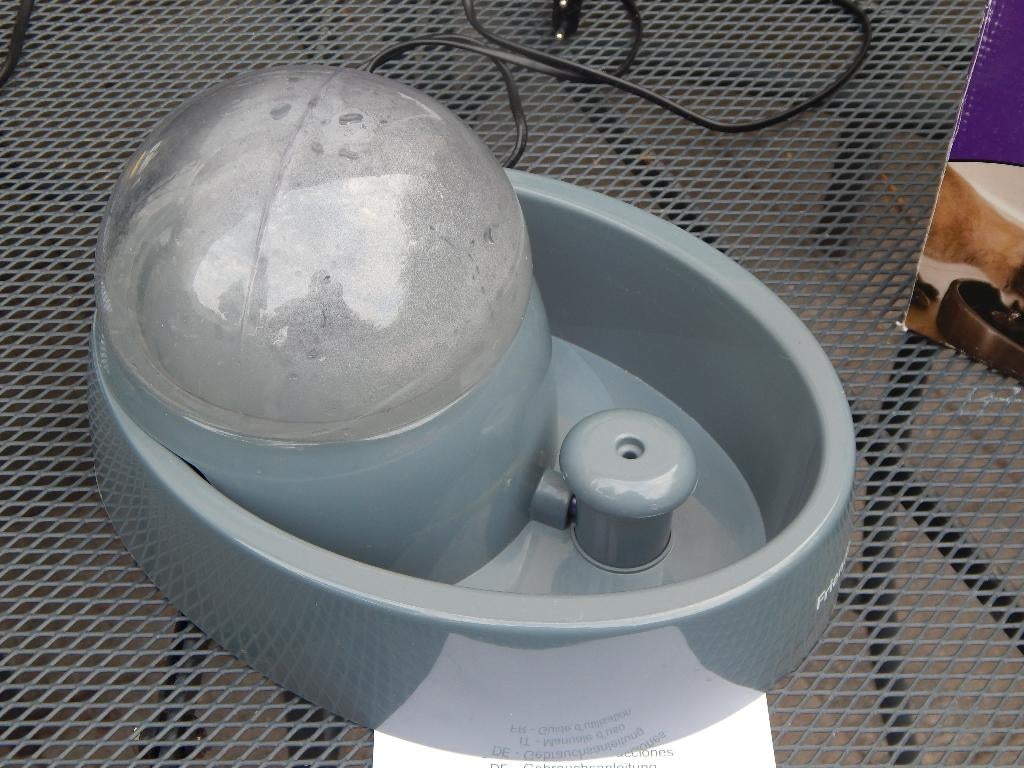 Friendly Pet Cat Fountain, Ophalen of Verzenden, Zo goed als nieuw