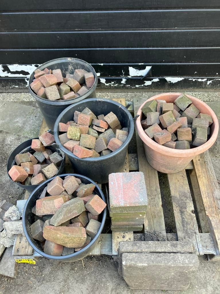 Delen waaltjes, Ophalen, Zo goed als nieuw, Overige materialen, Klinkers