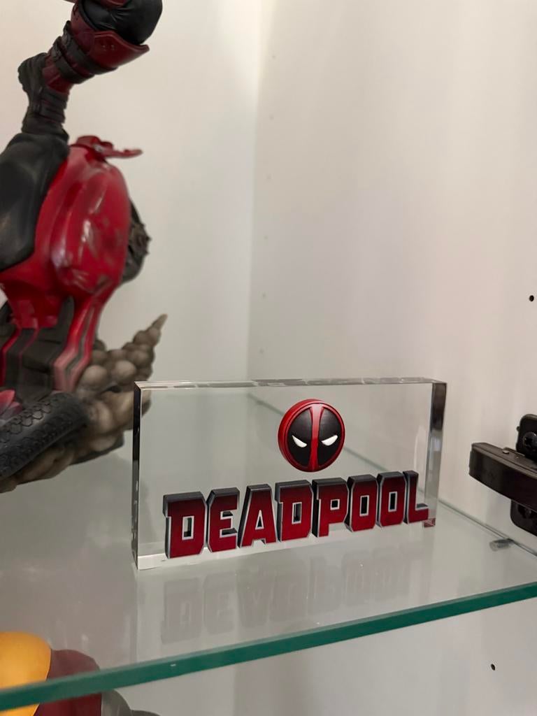 Sideshow Deadpool Premium Format Figuur 1:4, Ophalen of Verzenden, Zo goed als nieuw