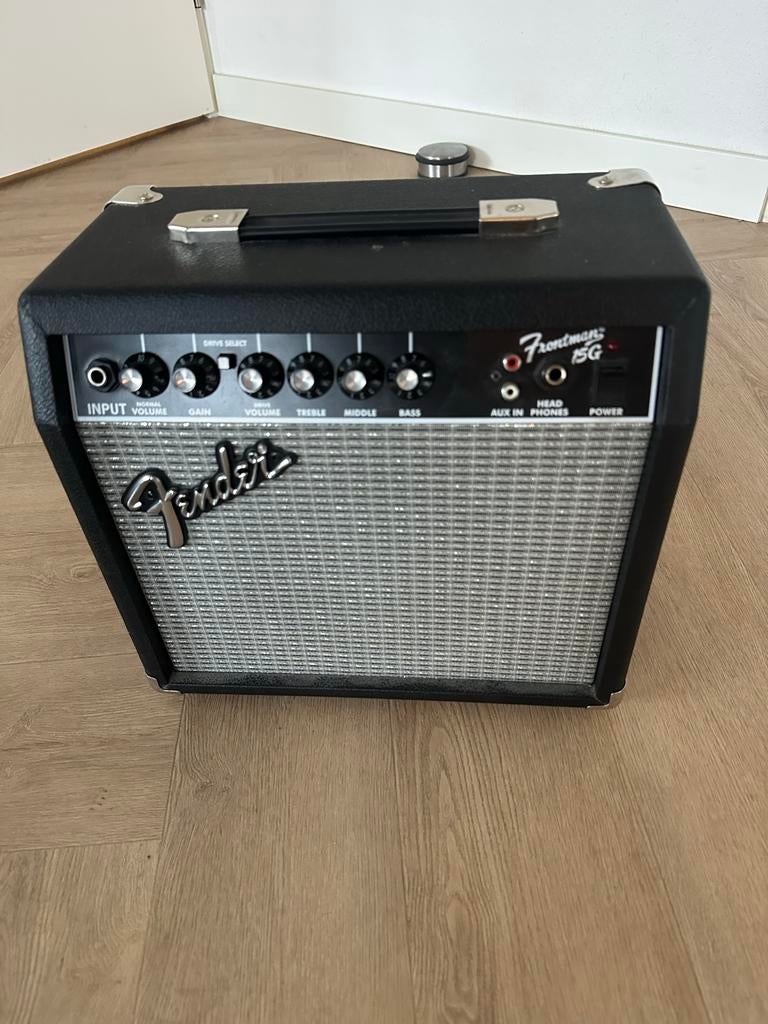 Fender Frontman 15G Gitaarversterker - Perfect voor Thuis, Muziek en Instrumenten, Versterkers | Bas en Gitaar, Ophalen, Zo goed als nieuw