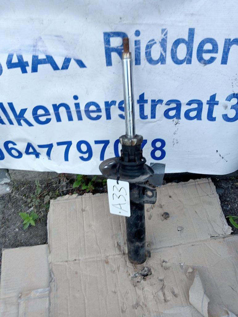 VEERPOOT VOOR Seat Leon (1P1) (1T0413031HM), Auto-onderdelen, Ophanging en Onderstel, Gebruikt, -, -, Ophalen of Verzenden