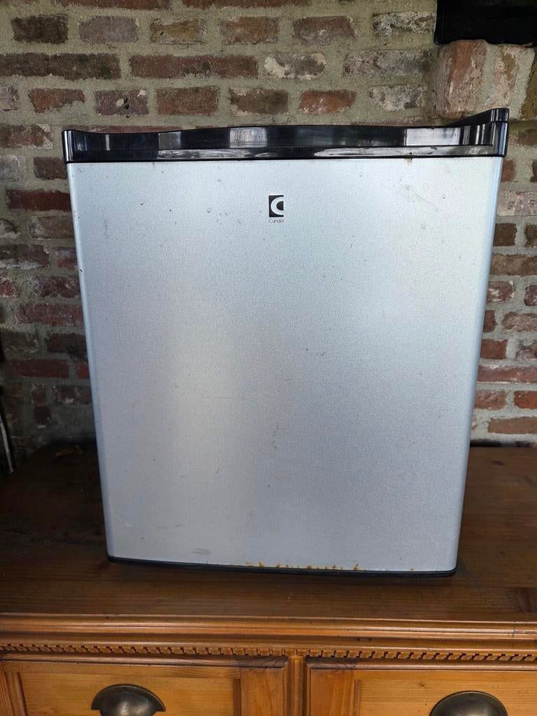 Mini koelkast, Witgoed en Apparatuur, Koelkasten en IJskasten, Zonder vriesvak, Ophalen of Verzenden, Minder dan 75 liter, Minder dan 45 cm