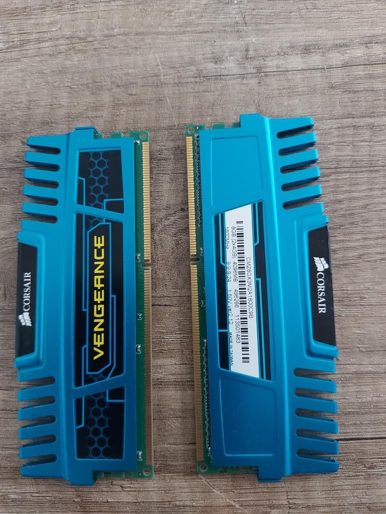 Corsair Vengeance 8GB (2x4GB) DDR3 RAM 1600MHz, Computers en Software, RAM geheugen, Gebruikt, Server, 8 GB, DDR3