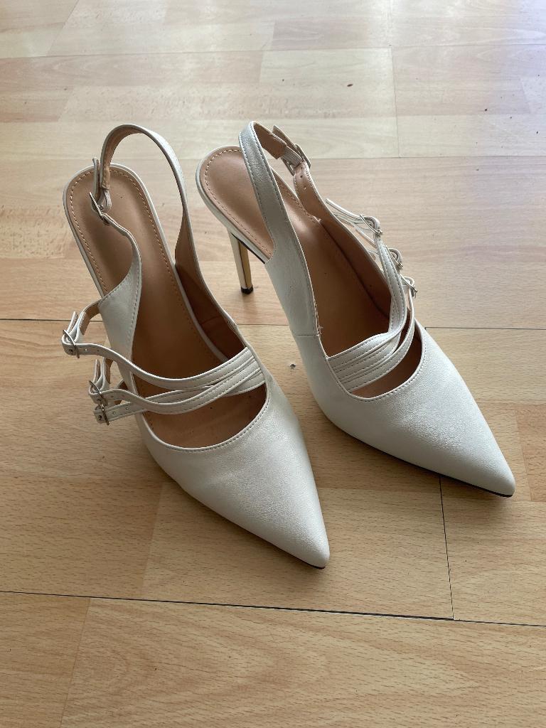 Schoenen, Overige kleuren, Nieuw, Ophalen of Verzenden, Schoenen met hoge hakken