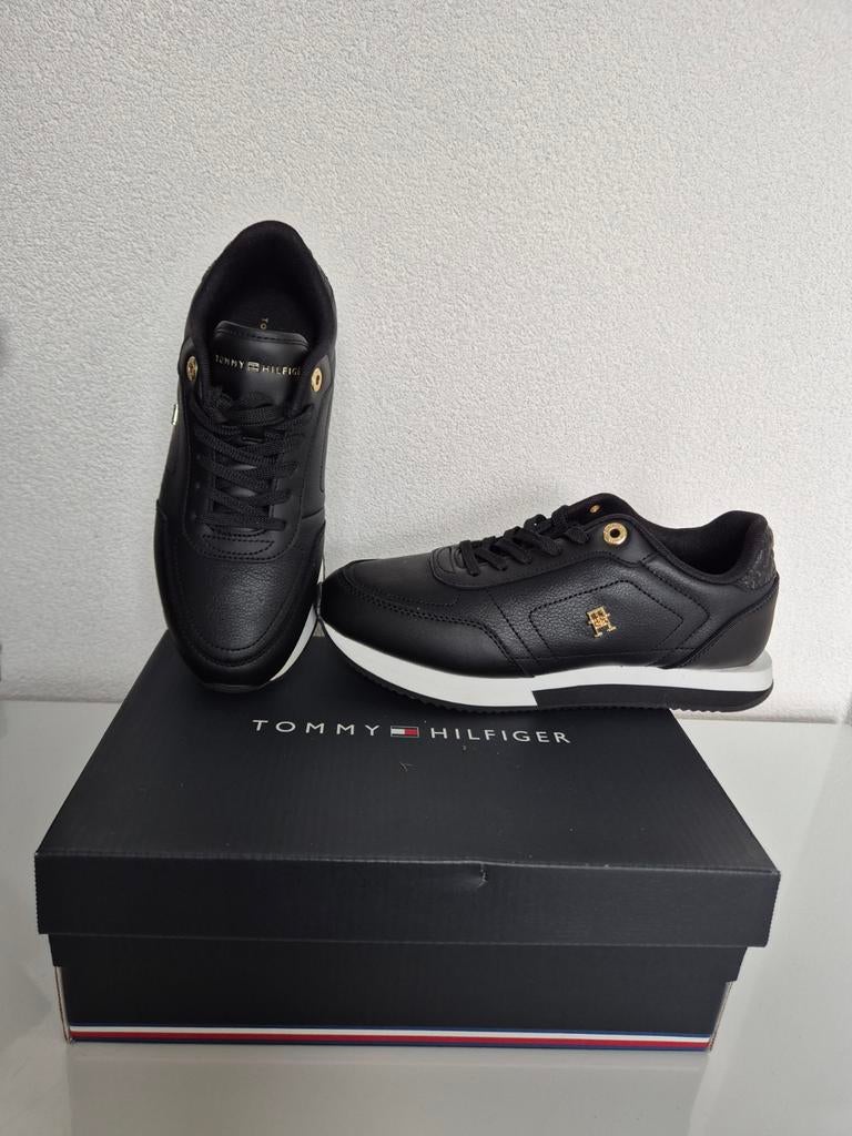 NIEUWE Tommy Hilfiger 38 sneakers zwart, Ophalen of Verzenden