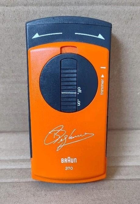 Scheerapparaat Braun 370 limited edition Dennis Bergkamp, Verzamelen, Ophalen of Verzenden, Gebruikt, Overige binnenlandse clubs