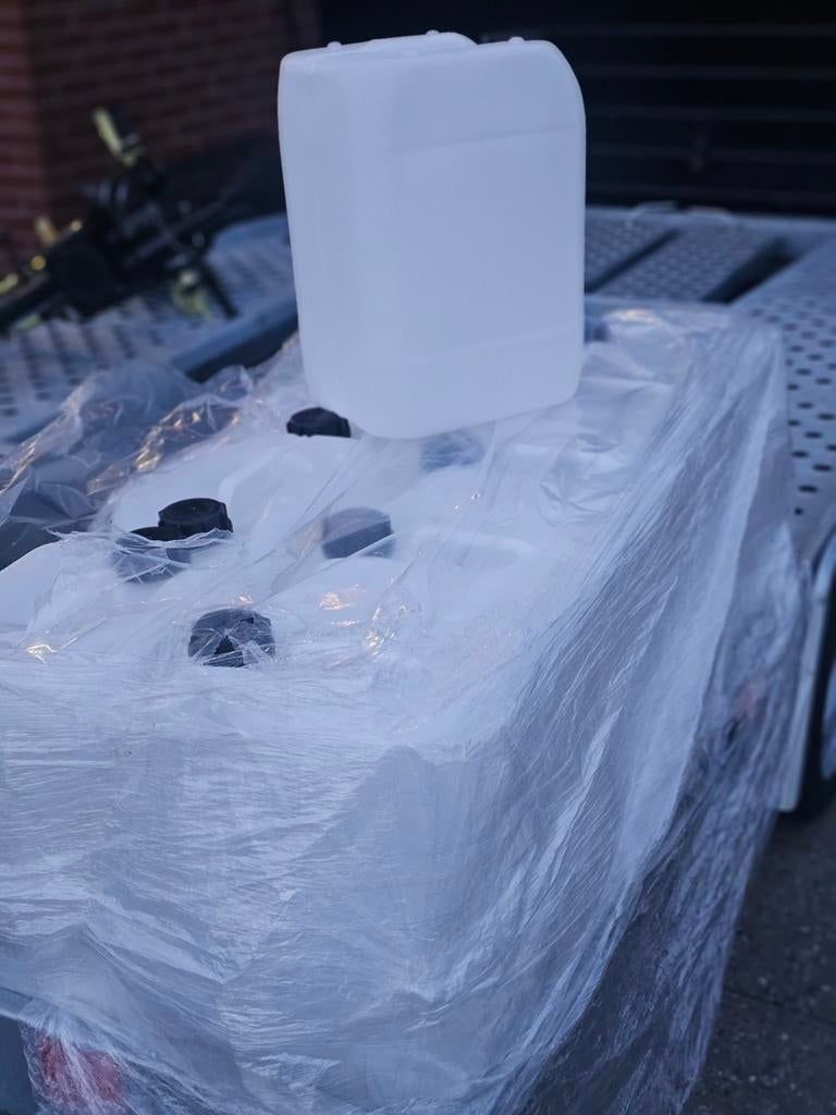 Jerrycan 20 liter - Nieuw en stevig UN keur grote aantal, Auto-onderdelen, Ophalen of Verzenden, Nieuw