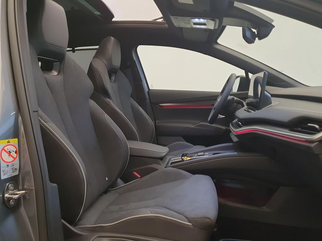 Skoda Enyaq 85 Sportline 82 kWh 286pk Wegklapbare trekhaak,, Auto's, Skoda, Automaat, 12 maanden, Achterwielaandrijving, Zwart